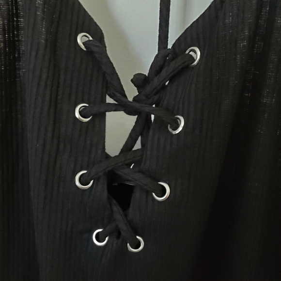 Lulu's dress Grenada Black lace-up NEW - Picture 7 of 10